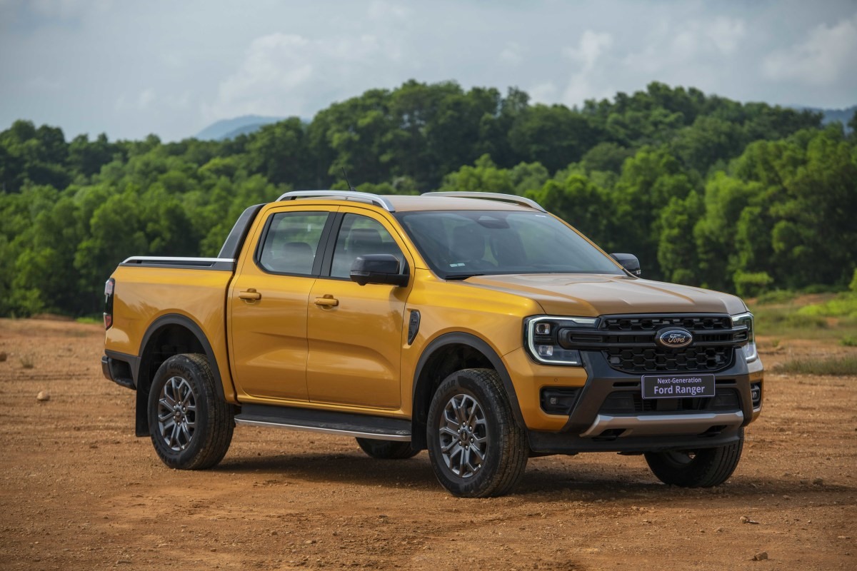 Tầm giá 1 tỉ đồng, chọn Ford Ranger hay Mitsubishi Triton?